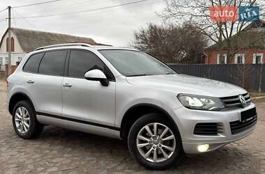 Позашляховик / Кросовер Volkswagen Touareg 2011 в Охтирці