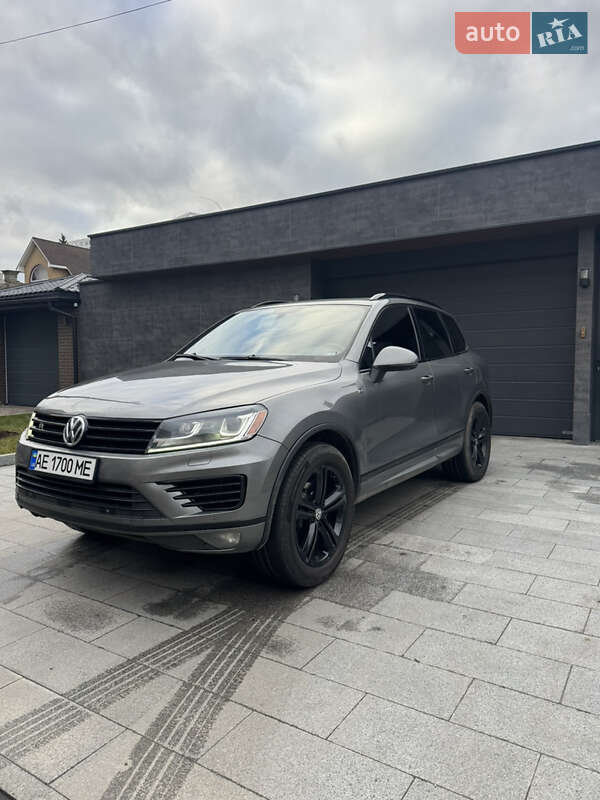 Volkswagen Touareg 2015