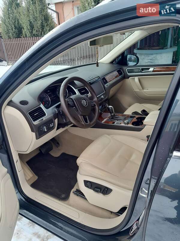Внедорожник / Кроссовер Volkswagen Touareg 2011 в Каменке фото 15 Внедорожник / Кроссовер Volkswagen Touareg 2011 в Каменке