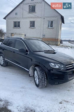 Внедорожник / Кроссовер Volkswagen Touareg 2012 в Белой Церкви