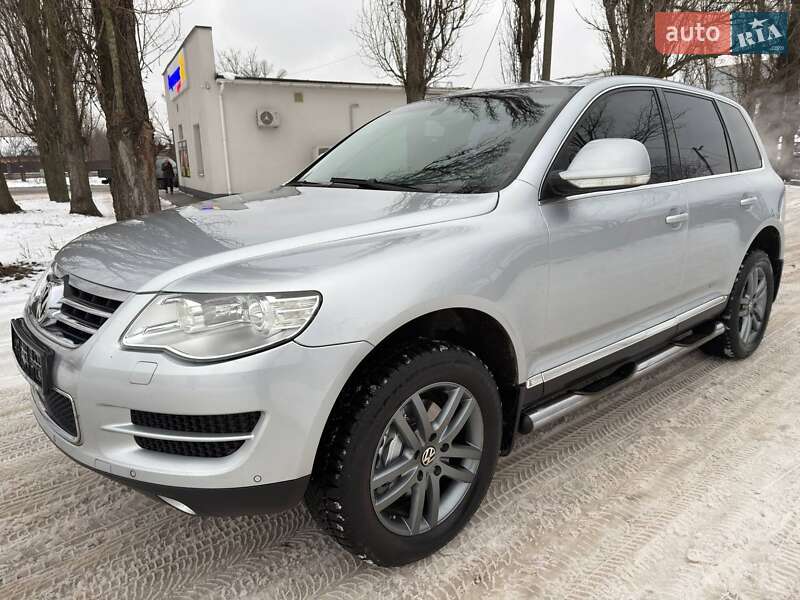 Внедорожник / Кроссовер Volkswagen Touareg 2008 в Ахтырке