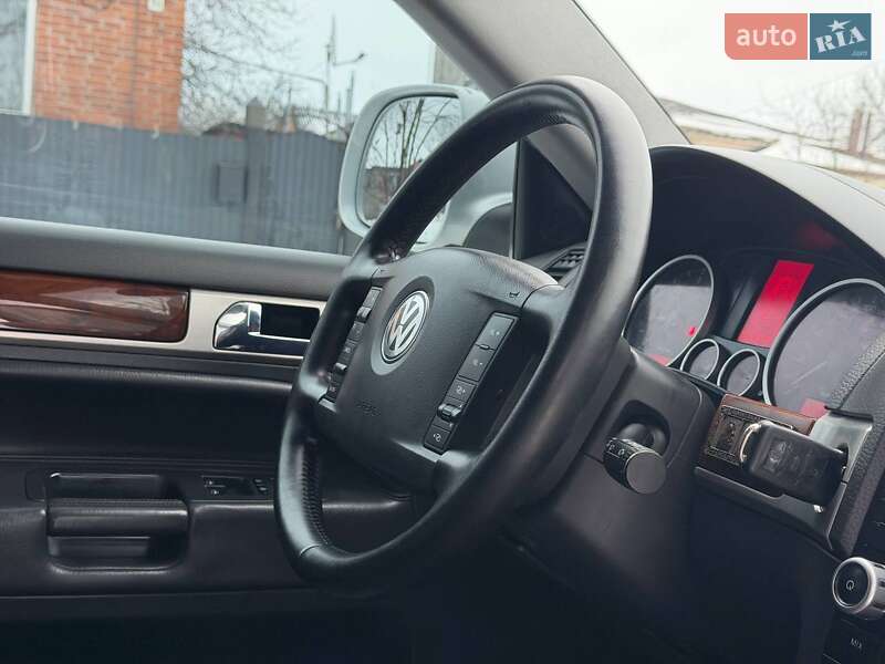 Внедорожник / Кроссовер Volkswagen Touareg 2008 в Ахтырке