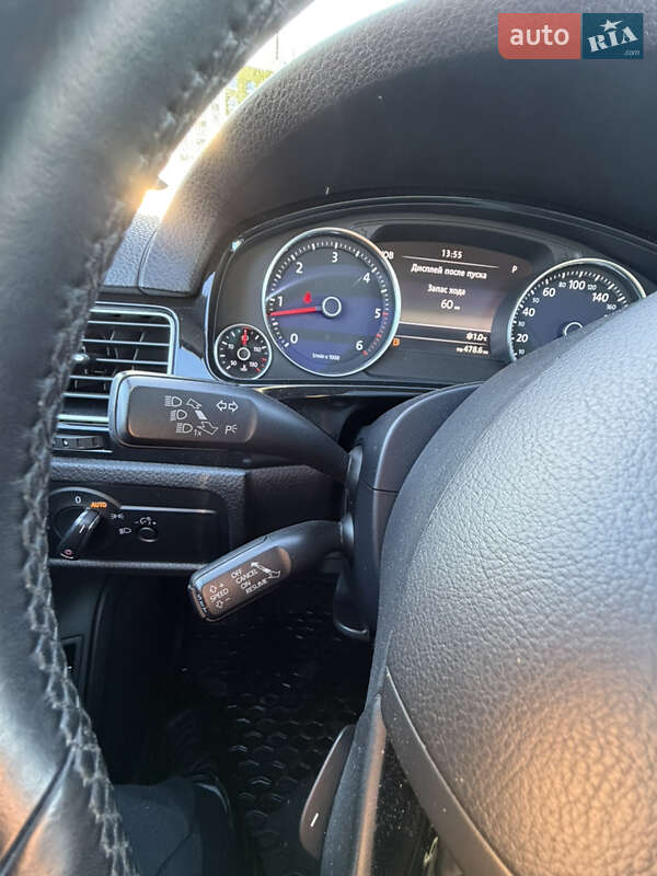 Позашляховик / Кросовер Volkswagen Touareg 2012 в Тернополі