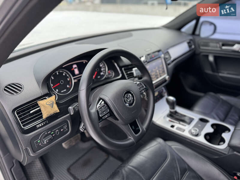 Внедорожник / Кроссовер Volkswagen Touareg 2011 в Виннице фото 24 Внедорожник / Кроссовер Volkswagen Touareg 2011 в Виннице