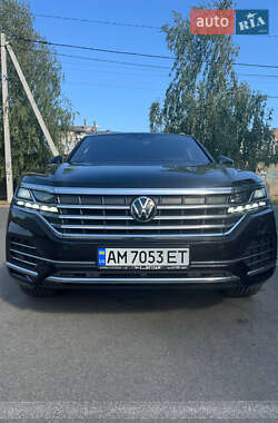 Внедорожник / Кроссовер Volkswagen Touareg 2021 в Ровно