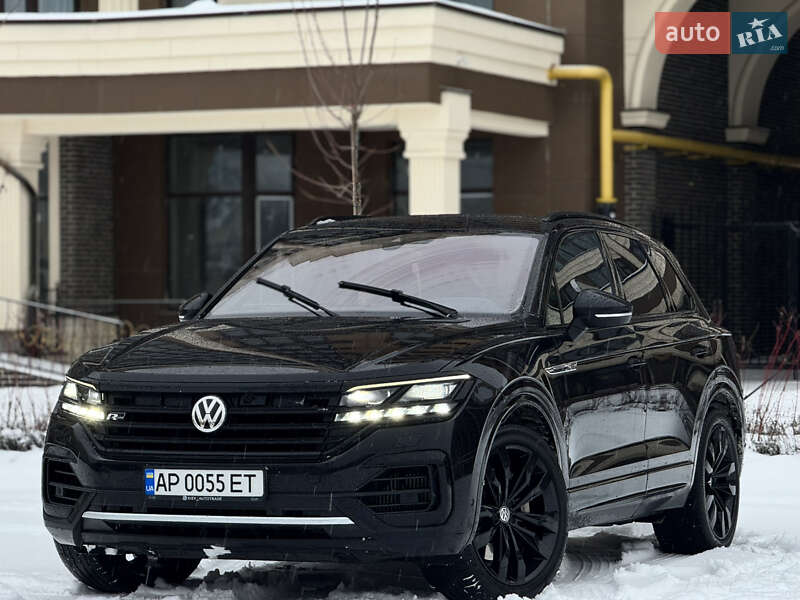 Внедорожник / Кроссовер Volkswagen Touareg 2019 в Киеве