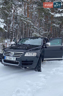 Внедорожник / Кроссовер Volkswagen Touareg 2003 в Львове