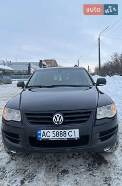 Внедорожник / Кроссовер Volkswagen Touareg 2007 в Луцке