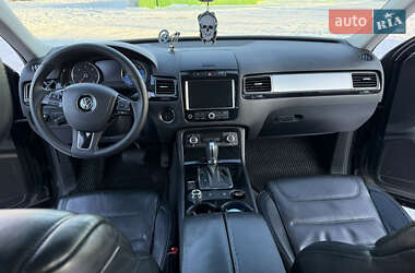 Позашляховик / Кросовер Volkswagen Touareg 2012 в Прилуках