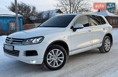 Позашляховик / Кросовер Volkswagen Touareg 2012 в Охтирці