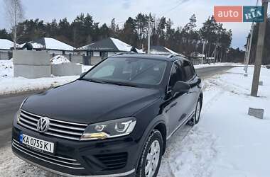 Внедорожник / Кроссовер Volkswagen Touareg 2017 в Киеве