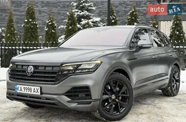 Внедорожник / Кроссовер Volkswagen Touareg 2020 в Киеве