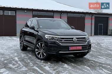 Внедорожник / Кроссовер Volkswagen Touareg 2018 в Луцке
