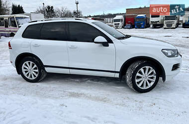 Внедорожник / Кроссовер Volkswagen Touareg 2013 в Виннице