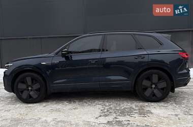 Позашляховик / Кросовер Volkswagen Touareg 2023 в Києві
