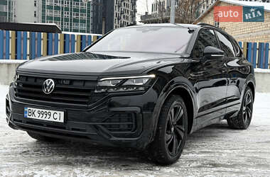 Внедорожник / Кроссовер Volkswagen Touareg 2023 в Киеве