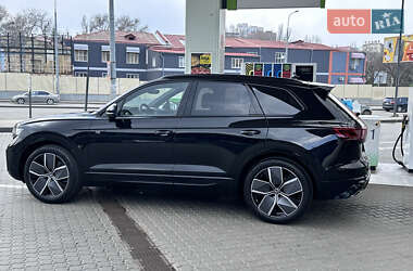 Внедорожник / Кроссовер Volkswagen Touareg 2024 в Одессе