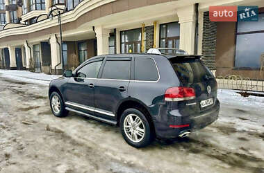 Внедорожник / Кроссовер Volkswagen Touareg 2007 в Киеве