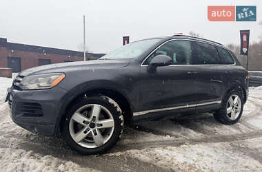 Позашляховик / Кросовер Volkswagen Touareg 2012 в Хмельницькому