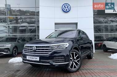 Внедорожник / Кроссовер Volkswagen Touareg 2022 в Львове