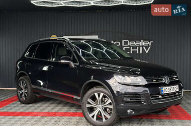 Внедорожник / Кроссовер Volkswagen Touareg 2012 в Тячеве