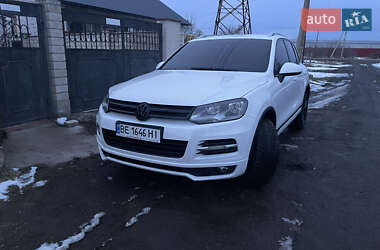 Внедорожник / Кроссовер Volkswagen Touareg 2012 в Одессе