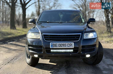 Позашляховик / Кросовер Volkswagen Touareg 2005 в Миколаєві