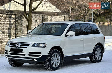 Внедорожник / Кроссовер Volkswagen Touareg 2006 в Днепре