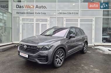 Внедорожник / Кроссовер Volkswagen Touareg 2022 в Киеве