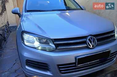 Позашляховик / Кросовер Volkswagen Touareg 2012 в Одесі