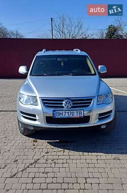 Внедорожник / Кроссовер Volkswagen Touareg 2007 в Ширяево