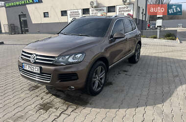 Позашляховик / Кросовер Volkswagen Touareg 2012 в Херсоні