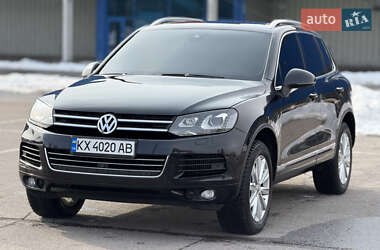 Внедорожник / Кроссовер Volkswagen Touareg 2013 в Кременчуге