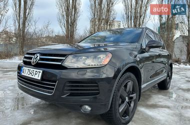 Внедорожник / Кроссовер Volkswagen Touareg 2012 в Обухове