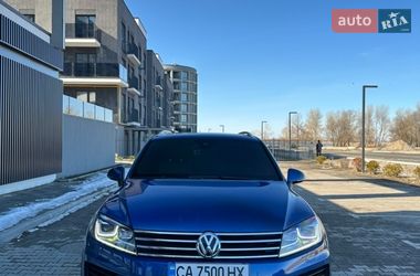 Внедорожник / Кроссовер Volkswagen Touareg 2017 в Черкассах