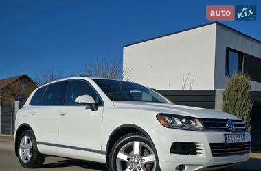 Позашляховик / Кросовер Volkswagen Touareg 2014 в Києві