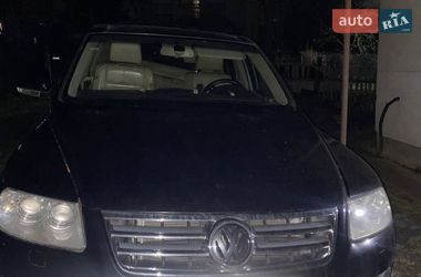 Внедорожник / Кроссовер Volkswagen Touareg 2003 в Стебнику