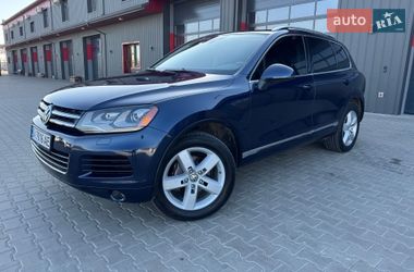 Позашляховик / Кросовер Volkswagen Touareg 2013 в Ковелі