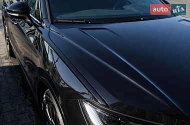 Внедорожник / Кроссовер Volkswagen Touareg 2024 в Киеве