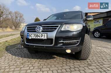 Внедорожник / Кроссовер Volkswagen Touareg 2007 в Шептицькому