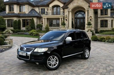 Внедорожник / Кроссовер Volkswagen Touareg 2008 в Львове