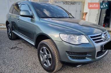 Внедорожник / Кроссовер Volkswagen Touareg 2008 в Ровно
