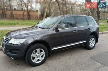 Позашляховик / Кросовер Volkswagen Touareg 2008 в Миколаєві