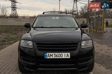 Позашляховик / Кросовер Volkswagen Touareg 2005 в Павлограді