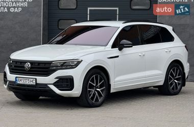 Позашляховик / Кросовер Volkswagen Touareg 2022 в Києві