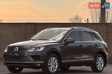 Позашляховик / Кросовер Volkswagen Touareg 2016 в Кривому Розі