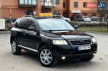 Внедорожник / Кроссовер Volkswagen Touareg 2005 в Каменец-Подольском