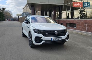 Позашляховик / Кросовер Volkswagen Touareg 2021 в Києві