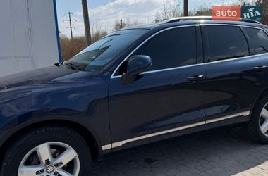 Внедорожник / Кроссовер Volkswagen Touareg 2011 в Львове