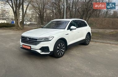 Позашляховик / Кросовер Volkswagen Touareg 2020 в Черкасах